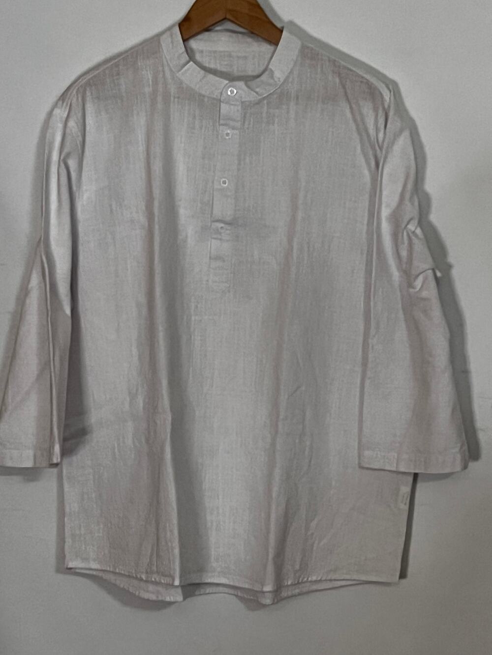 No Brand Woman White Linen Blouse no size see photos for measurements Pre-Owned